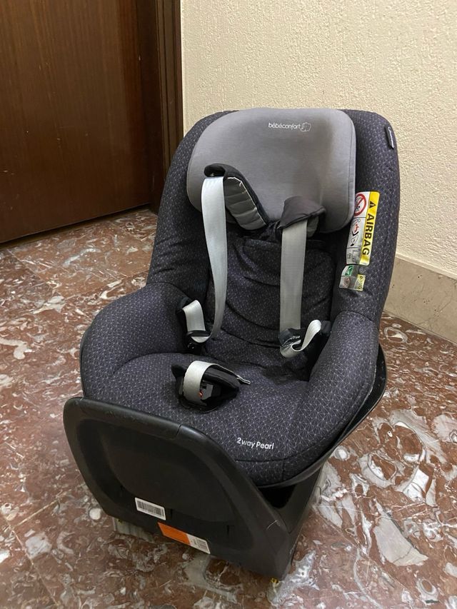 Maxi-Cosi Silla Grupo 1 y Base Bebeconfort