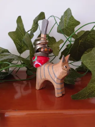 Guarda anillos gato madera