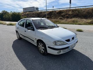 Renault Megane 2001