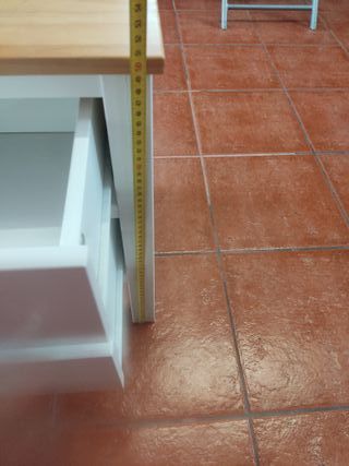 2 comodini in legno