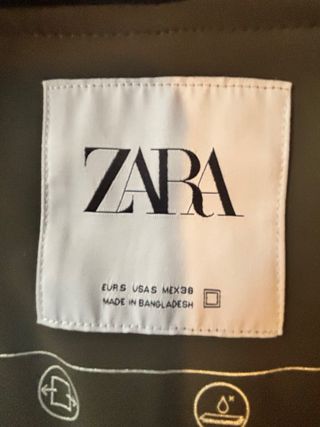 Chaqueta verde con capucha para hombre
