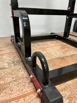Barra dominadas, paralelas para fondos y flexiones