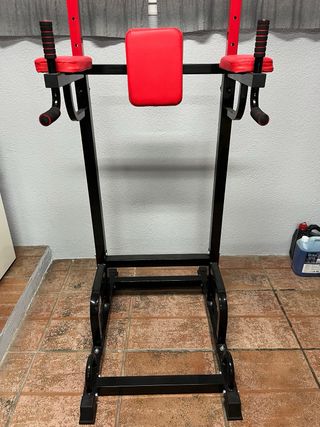 Barra dominadas, paralelas para fondos y flexiones