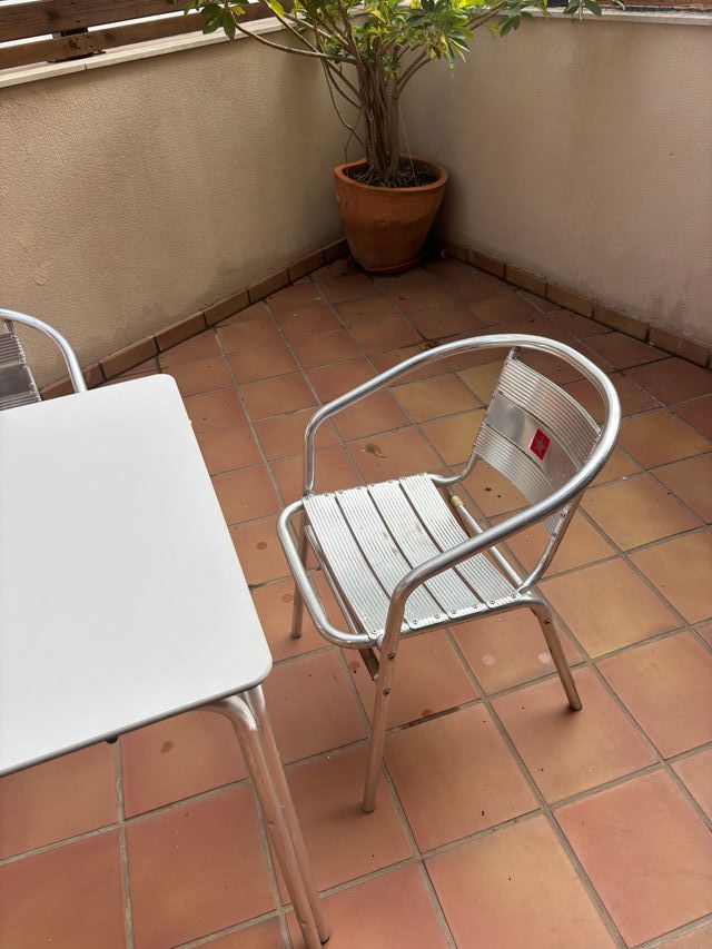 Mesa y 2 Sillas Terraza Metal