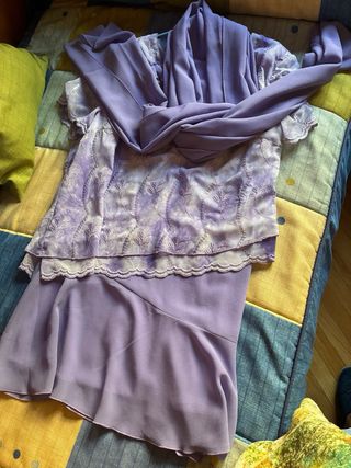 Vestido de fiesta morado