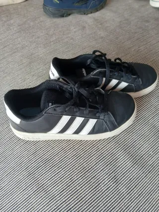 Zapatillas niño Adidas Talla 36