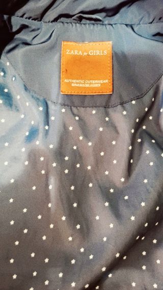Cazadora niña acolchada azul marino T-11/12 Zara