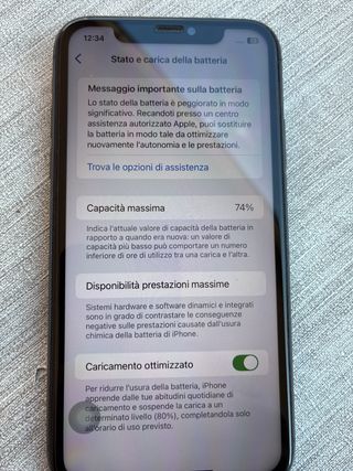 iPhone 11 - Batteria 74%