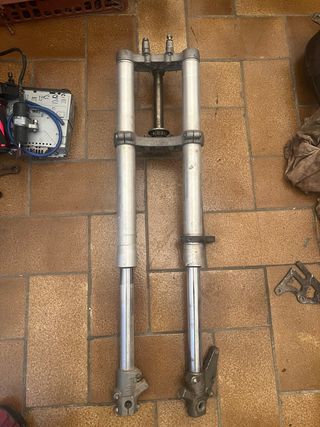 Horquillas Invertida.