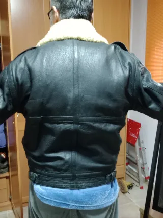 Oferta Chaqueta Avirex Auténticae Negra y cuello b