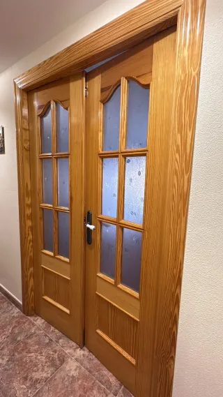 Puertas de madera maciza