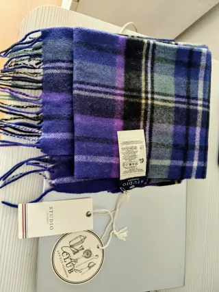 Bufanda de cuadros azul y morado
Lana 66'%