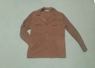 Chaqueta marrón de ante