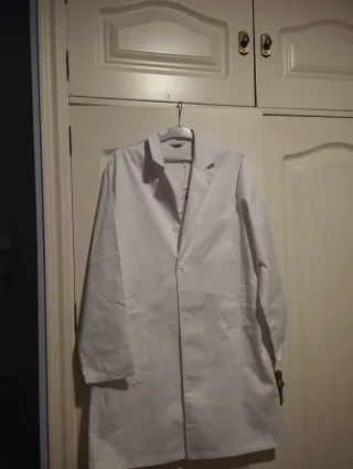 Bata de trabajo blanca