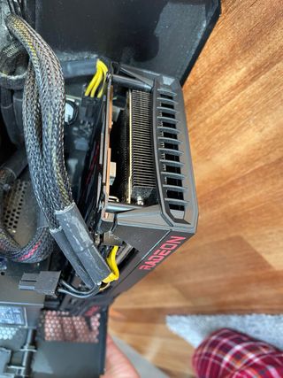 Tarjeta Gráfica AMD Radeon RX 6700 XT 12GB