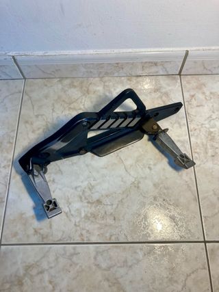 Soporte Estriberas BMW K75 (sin ABS)