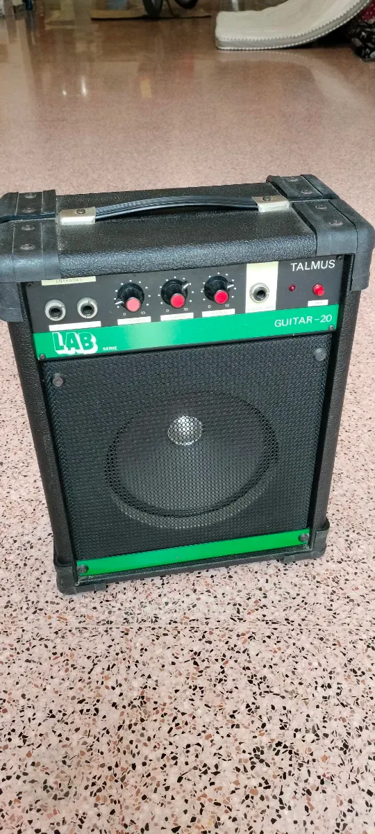 Talmus LAB GUITAR-20 Amplificatore per chitarra