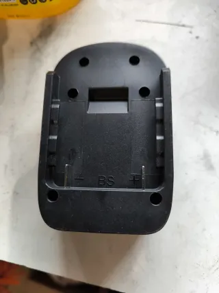 Adaptador Batería Bosch 18V a 18V