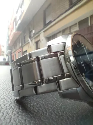 Casio Edifice Reloj Azul y Plateado