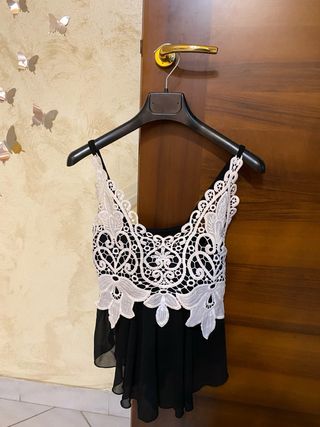 Canottiera elegante con coppa incorporata