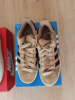 Son un 43 las dos , las Adidas están mejor 