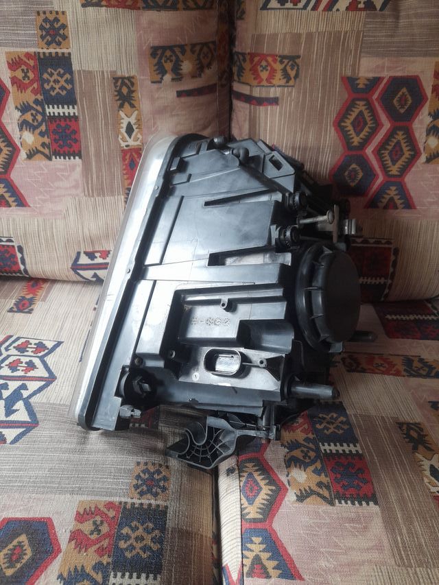 Faros derecho Volvo Camión