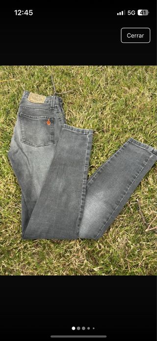 Pantalón vaquero Volcom gris