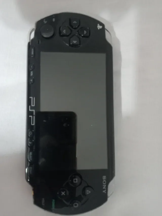PSP Sony Negra modelo 1004