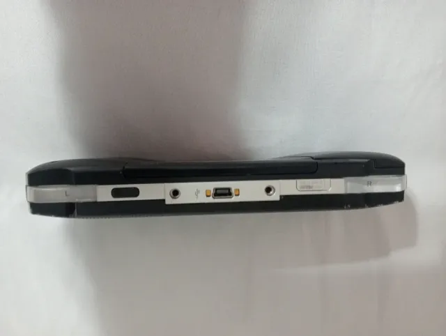 PSP Sony Negra modelo 1004