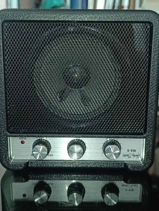Mini amplificador Harley Benton MA-5