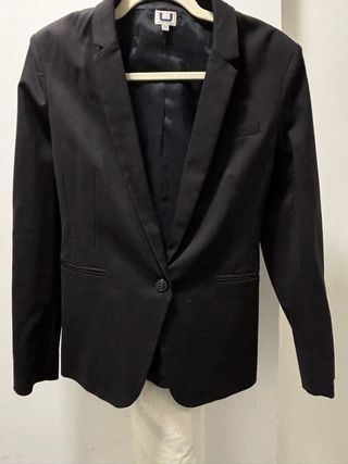 Chaqueta americana Adolfo Domínguez negra