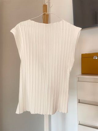 Blusa blanca plisada mujer