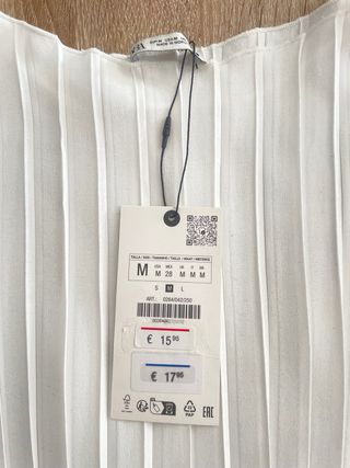 Blusa blanca plisada mujer