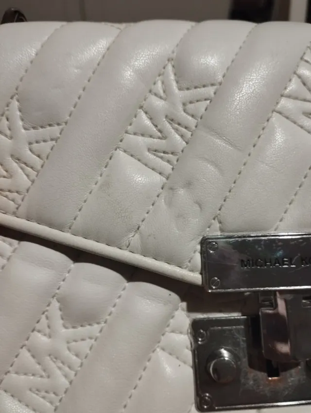 Borsetta Michael Kors bianca trapuntata