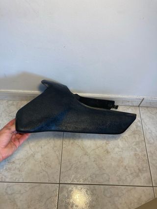 Goma protección piernas BMW K75 low seat