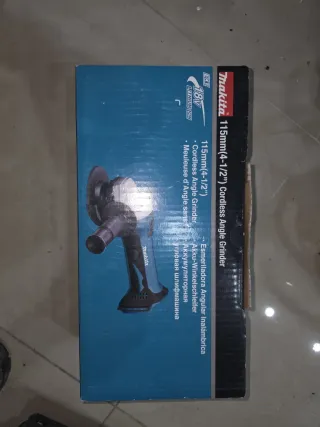 Taladro Atornillador y Amoladora Makita