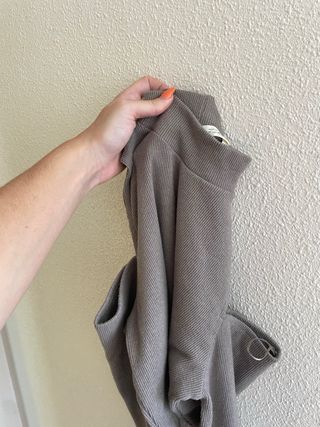 Jersey Pull&Bear cuello alto gris talla M