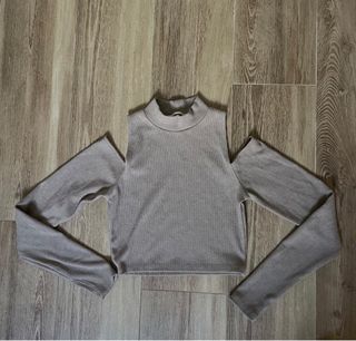 Jersey Pull&Bear cuello alto gris talla M