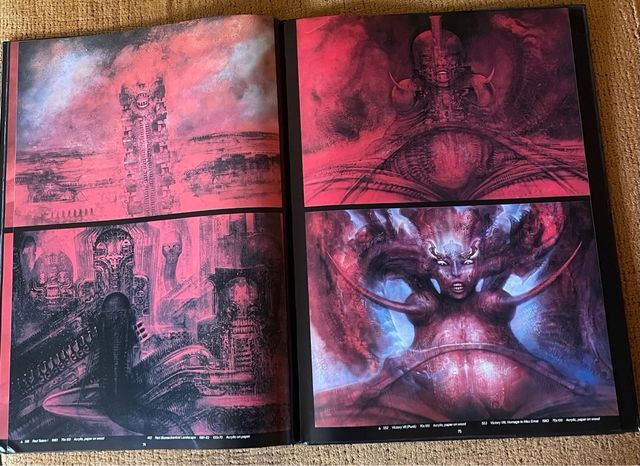 H.R. Giger's Necronomicon II. 87 páginas
