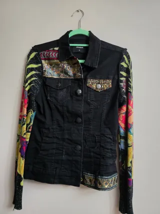 Cazadora Desigual Negra Talla M