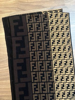Bufanda Fendi Unisex Beige y Marrón