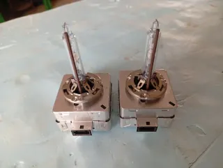 Bombillas Xenon D2S (2 unidades)
