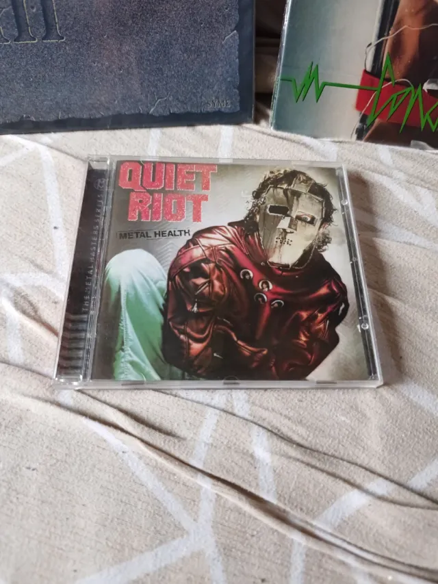 Lote Quiet Riot Vinilo y CD
