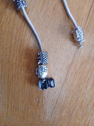 Pulsera Pandora con charms plata