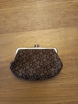 Monedero DKNY Beige y Marrón