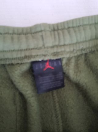 Pantalón Chándal Jordan Verde Talla XL Niño