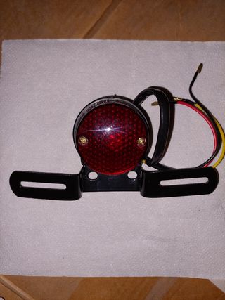 Piloto y portanatriculas trasero moto custom