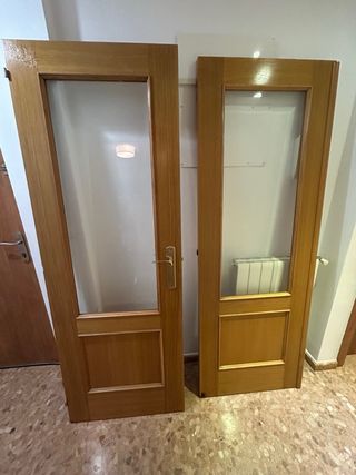 Puertas de comedor de madera con cristal