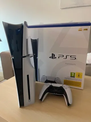 PlayStation 5 con Lector (PS5) + JUEGO