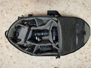 Equipo fotográfico Nikon+mochila Lowepro